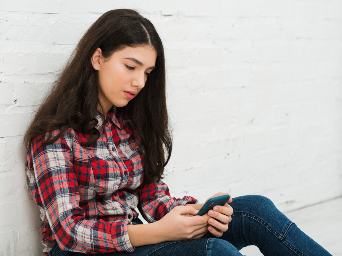 Mental Health Monitoring for Young People Through Mood Apps: Protocol for a Scoping Review and Systematic Search in App Stores
