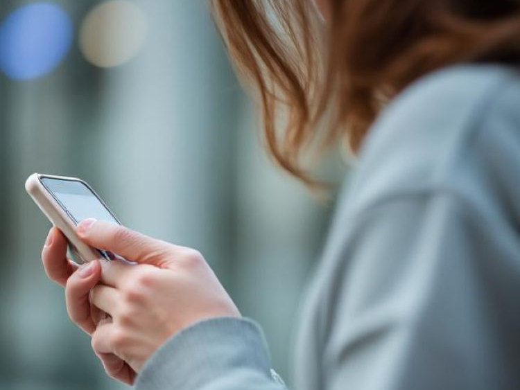 Grouping Digital Health Apps Based on Their Quality and User Ratings Using K-Medoids Clustering: Cross-Sectional Study